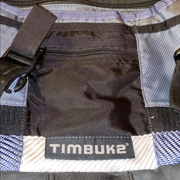 Timbuk2 Other - Timbuk2 messenger bag Navy silver black reflect🥏